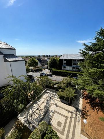 TAVERNY (95) - Appartement 4 pièces - 85m² - Balcon