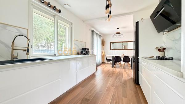 Vente
                Maison160 m² - 7 Pièces -
                    MONTAUBAN (82000)
