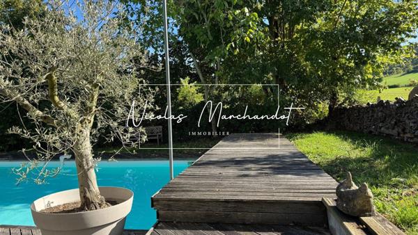 Nuces- Maison d'architecte avec piscine