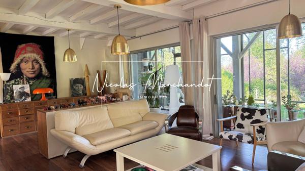 Nuces- Maison d'architecte avec piscine