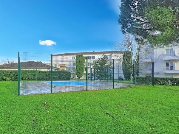Studio meublé  secteur dynamique