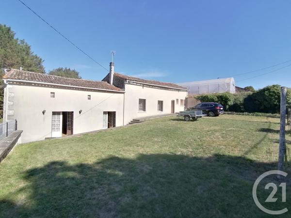 Maison à vendre  4 pièces - 80,26 m2 ST GENARD - 79