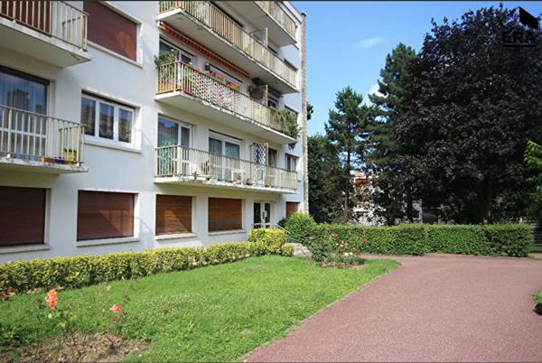 Appartement Evry Courcouronnes 3 pièce(s) 65 m2