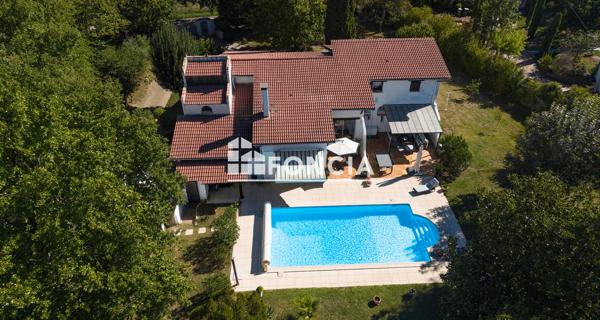 À vendre Maison 5 pièces 165 m² - Montauban 82000