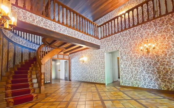 Maison à vendre    7 pièces •  Janville