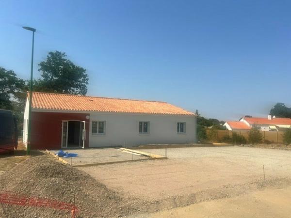 LOCAL NEUF CLÉ EN MAIN — MICRO CRECHE — LES ACHARDS (85) — 150 m²