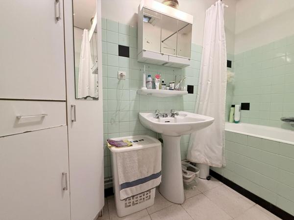 PERPIGNAN, T4 AVEC BALCON QUARTIER KENNEDY