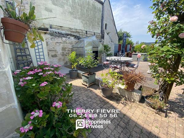 A VENDRE - COEUR DE VILLAGE CHOUZÉ SUR LOIRE MAISON 6 PIÈCES 130 m2  TERRASSE  JARDIN CAVE
