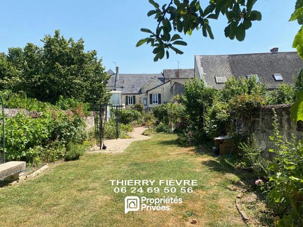 A VENDRE - COEUR DE VILLAGE CHOUZÉ SUR LOIRE MAISON 6 PIÈCES 130 m2  TERRASSE  JARDIN CAVE