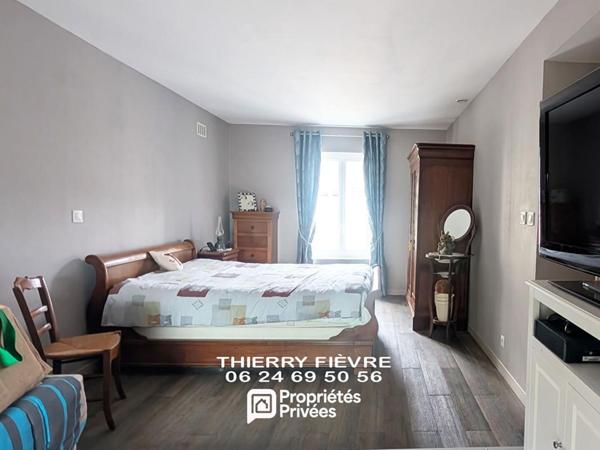 A VENDRE - COEUR DE VILLAGE CHOUZÉ SUR LOIRE MAISON 6 PIÈCES 130 m2  TERRASSE  JARDIN CAVE