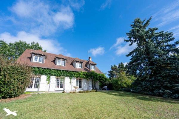 Maison à vendre |  Bourges |  8 pièces | 191 m²