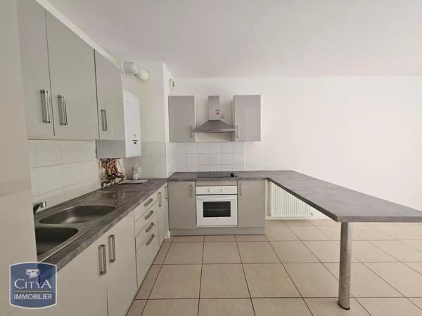 Appartement à louer 3 pièces 63.21m² Chevry (01170)