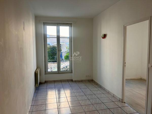 Appartement Maisons Laffitte 2 pièce(s) 25m2 €160 000 ** - Référence 4684