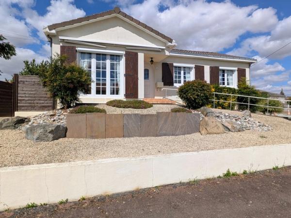 Maison à vendre 110m² SAINT PIERRE DES ECHAUBROGNES (79)