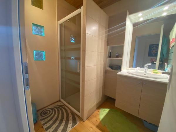 Pons (17800) PONS centre ville 126 m² habitables 3 chambres et jardin