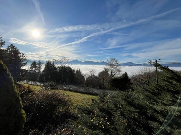 Terrains 750 m2 constructible orienté plein sud à Verel Pragondran