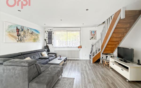 Maison à vendre    6 pièces •  Saulx-les-Chartreux