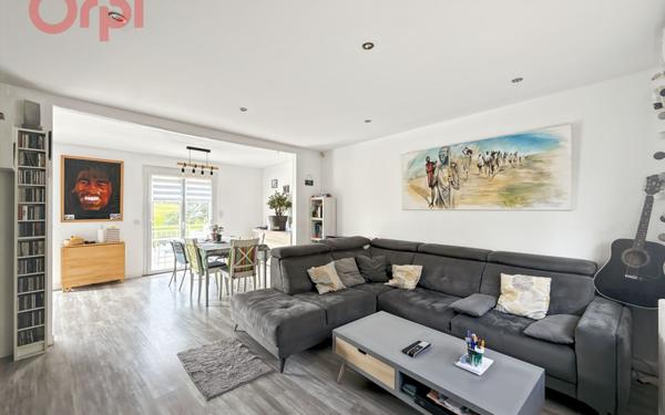 Maison à vendre    6 pièces •  Saulx-les-Chartreux