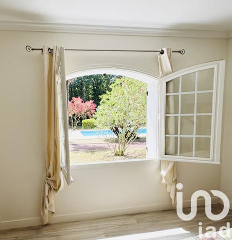 Maison à vendre 8 pièces 214 m² Saint-Sulpice-de-Royan