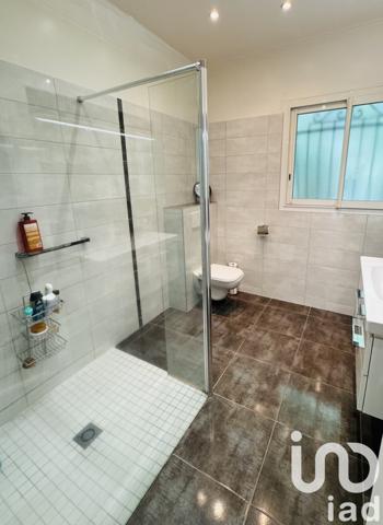 Maison à vendre 8 pièces 214 m² Saint-Sulpice-de-Royan