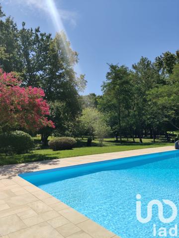 Maison à vendre 8 pièces 214 m² Saint-Sulpice-de-Royan