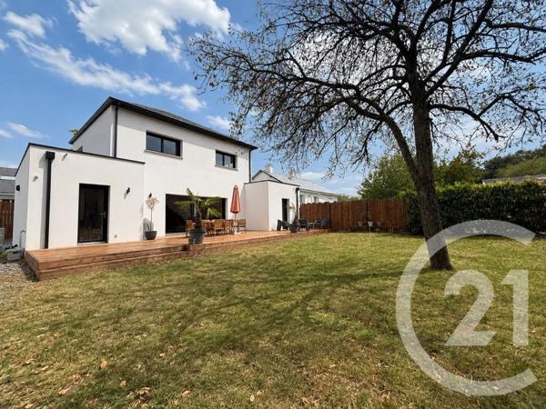 Maison à vendre  6 pièces - 137 m 2   TREILLIERES  - 44