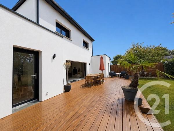 Maison à vendre  6 pièces - 137 m 2   TREILLIERES  - 44