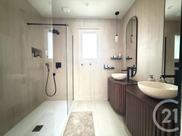 Maison à vendre  6 pièces - 137 m 2   TREILLIERES  - 44
