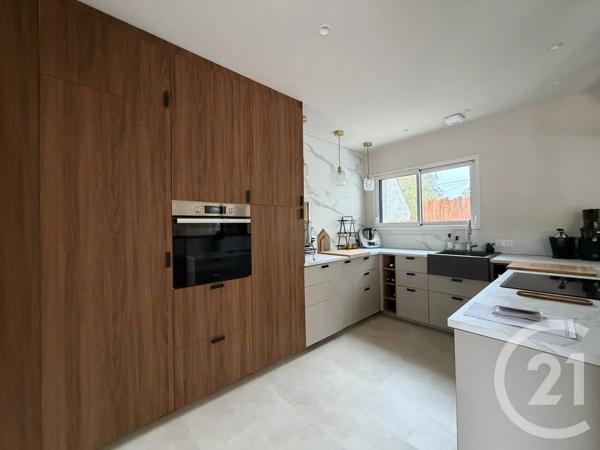Maison à vendre  6 pièces - 137 m 2   TREILLIERES  - 44