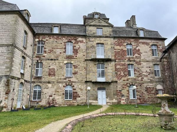 Appartement à vendre |  Cosnac |  2 pièces | 64 m²