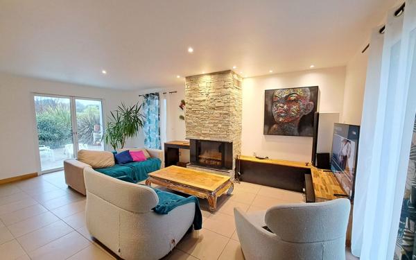 Maison à vendre    5 pièces • 148,03 m2 Guérande