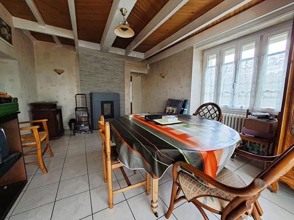 Maison 5 pièces sur la commune de MOUCHAMPS !!