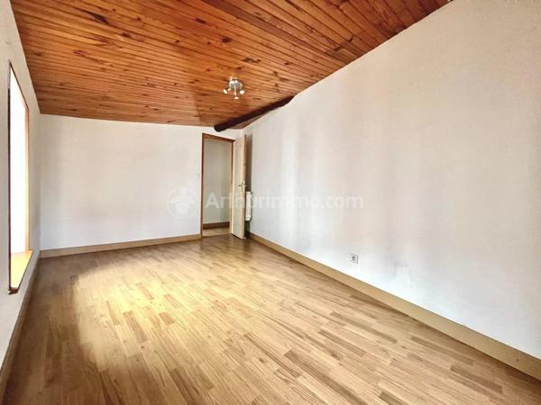 Vente Immeuble 4 pièces 106 m2 à Billom