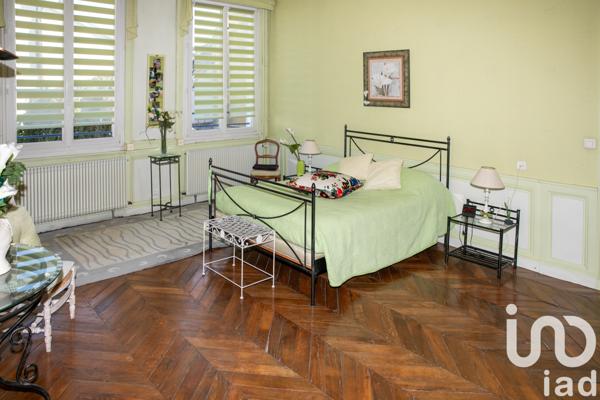Maison à vendre 12 pièces 382 m² Châlons-en-Champagne