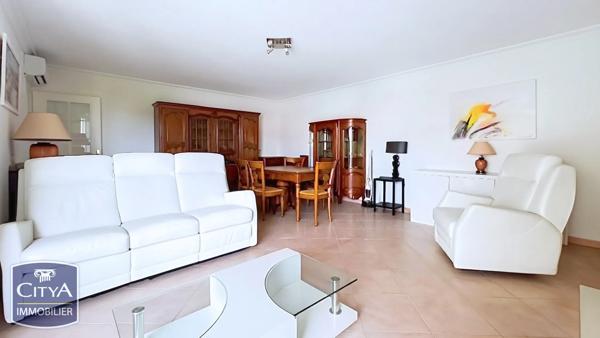 Appartement à vendre 3 pièces 74.48m² Saint-Raphaël (83700)