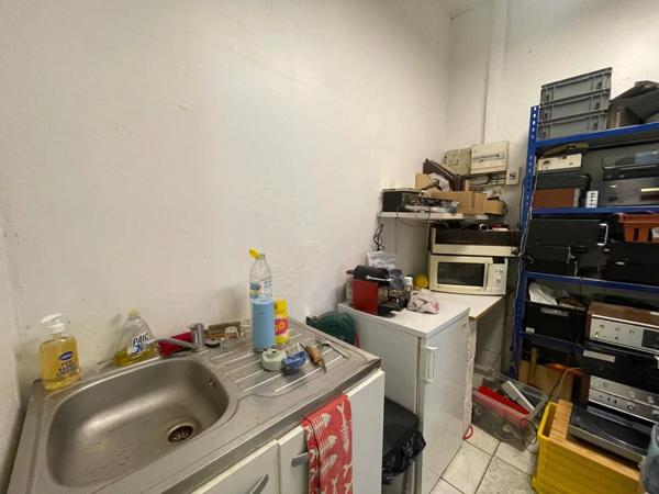 Location Local commercial 1 pièces 33 m2 à Floirac