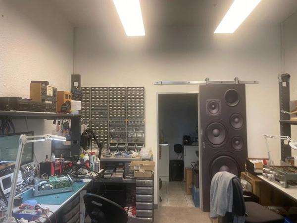 Location Local commercial 1 pièces 33 m2 à Floirac