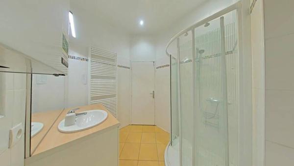 Bel F3 Meublé - Place Waldeck Rousseau