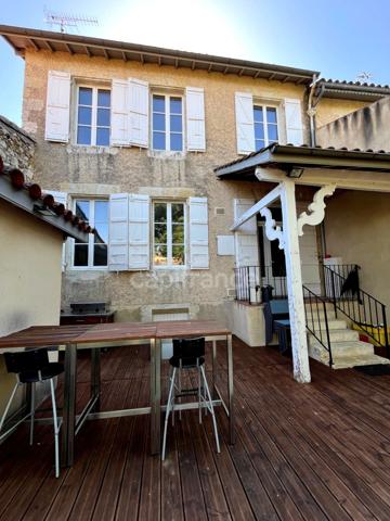 Jolie maison en plein centre de FLEURANCE (32), 165 m2, 5 pièces, 3 chambres, cave, jardin clos et puits...