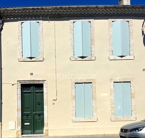 Jolie maison en plein centre de FLEURANCE (32), 165 m2, 5 pièces, 3 chambres, cave, jardin clos et puits...