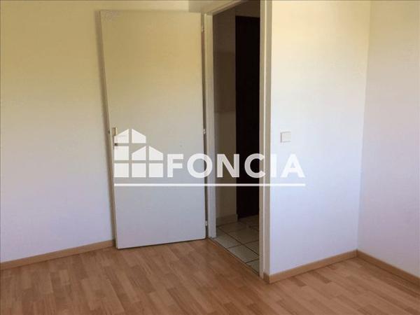 Location Appartement 2 pièces 32.4 m² - 185 AVENUE DE LA BENITE FONTAINE La Roche Sur Foron 74800