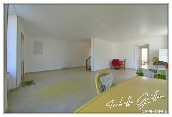 Dpt Cher (18), à vendre CHATEAUMEILLANT maison P5 de 145,7 m² - Terrain de 4 794,00 m²