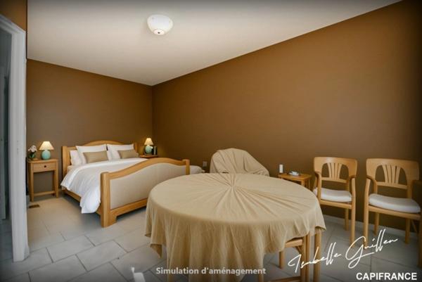 Dpt Cher (18), à vendre CHATEAUMEILLANT maison P5 de 145,7 m² - Terrain de 4 794,00 m²