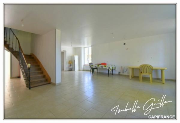 Dpt Cher (18), à vendre CHATEAUMEILLANT maison P5 de 145,7 m² - Terrain de 4 794,00 m²