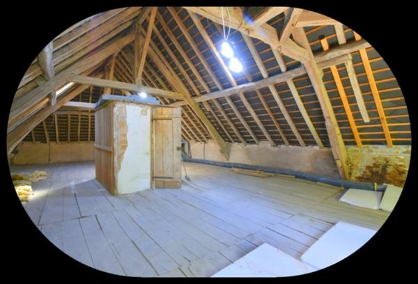 Dpt Cher (18), à vendre CHATEAUMEILLANT maison P5 de 145,7 m² - Terrain de 4 794,00 m²