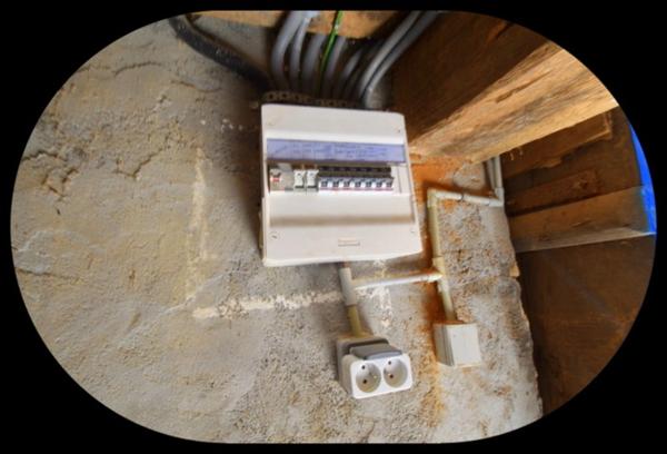 Dpt Cher (18), à vendre CHATEAUMEILLANT maison P5 de 145,7 m² - Terrain de 4 794,00 m²