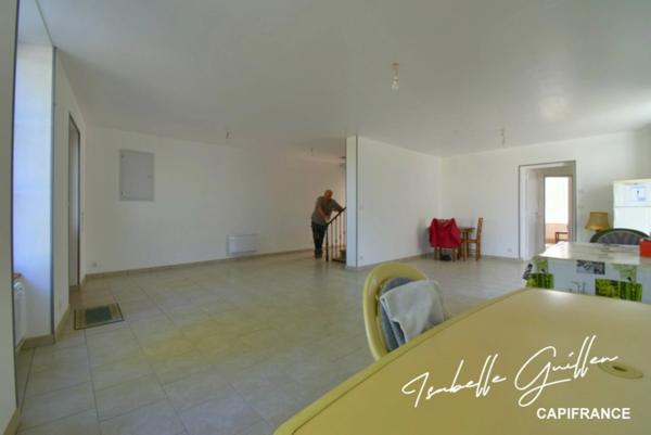 Dpt Cher (18), à vendre CHATEAUMEILLANT maison P5 de 145,7 m² - Terrain de 4 794,00 m²