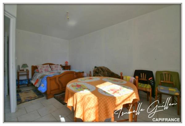 Dpt Cher (18), à vendre CHATEAUMEILLANT maison P5 de 145,7 m² - Terrain de 4 794,00 m²