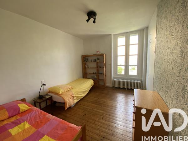Maison à vendre 8 pièces 295 m² Cholet