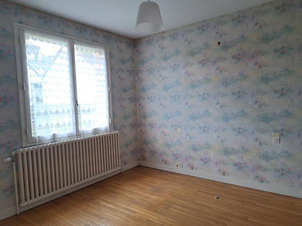 Maison 3 pièces à vendre Vellèches - 86230 / Réf: 11863